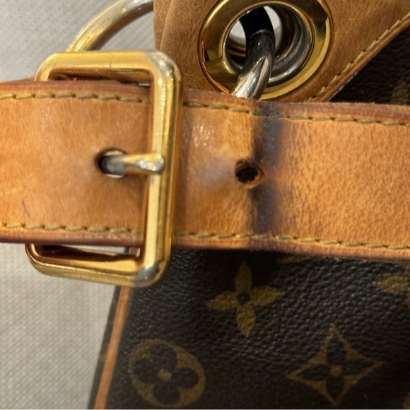 Authentic Louis Vuitton Galleria PM Pre-Loved - Picture 3 of 13